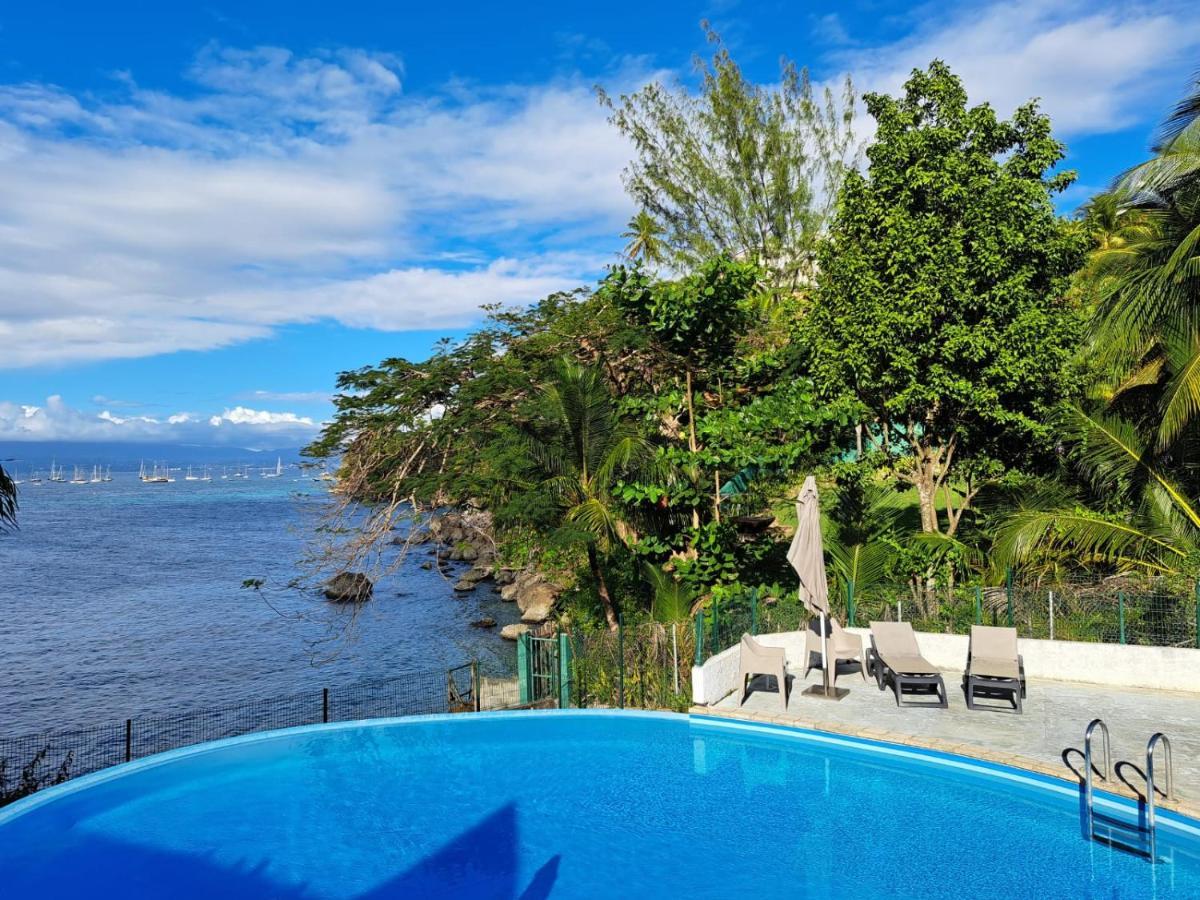 Vue Mer, Piscine, Appartement 4 Personnes Ле Госие Екстериор снимка