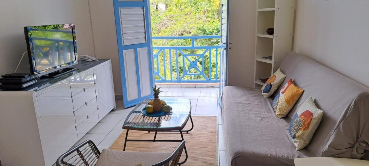 Vue Mer, Piscine, Appartement 4 Personnes Ле Госие Екстериор снимка